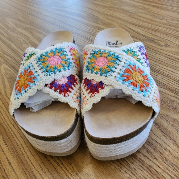 Dirty Laundry Colorful Crochet Espadrille Platform Sandals Size 9.5 Bohemian - Picture 9 of 9